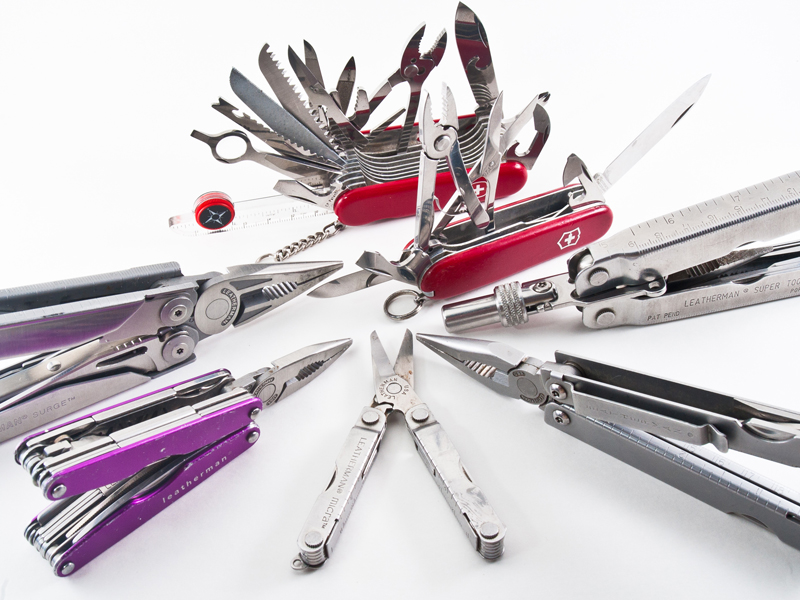 31 Vehicle Bug-Out Bag Multi-Tool