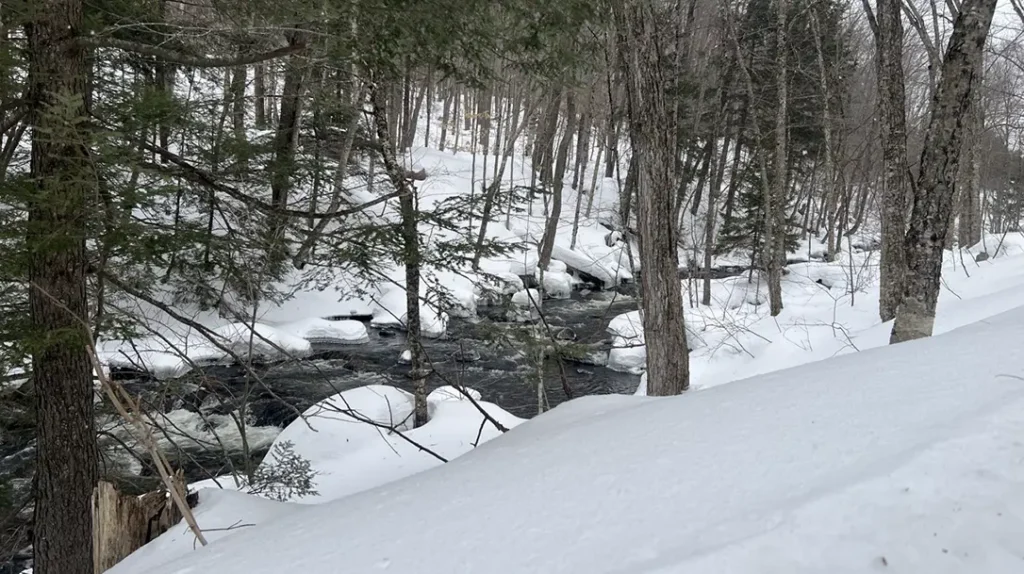 Cold weather hiking requires appropriate survival gear. 