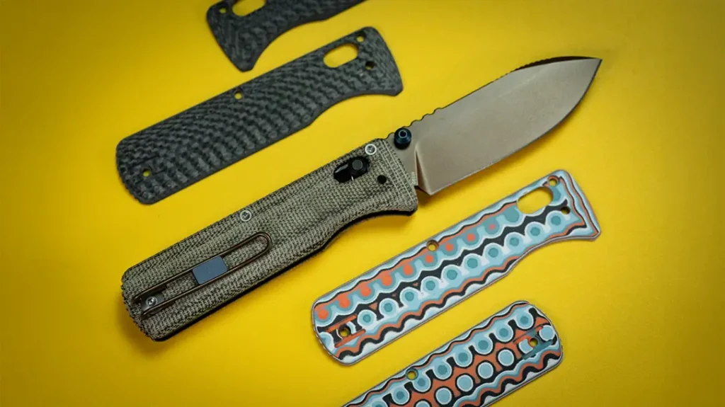 To round out the look of my Vosteed Vombat, I swapped in stainless hardware and traded the black thumb stud and spacer for anodized blue.
