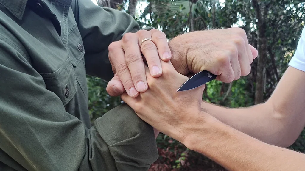 If your foe does manage to secure your knife hand, a slight shift in leverage can potentially slice his wrists or hands.